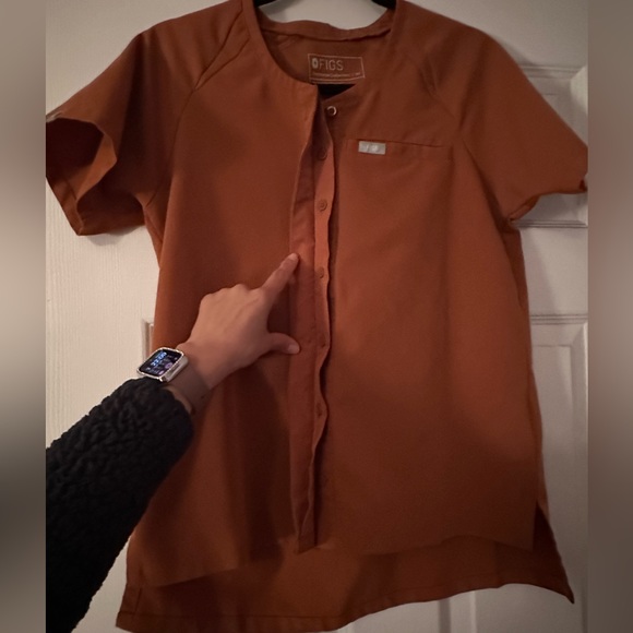 *Limited Edition* FIGS Atlantic Fall scrub top - Picture 6 of 7